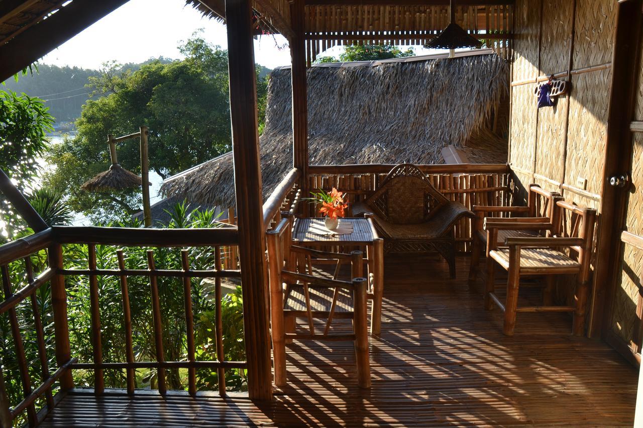 Bamboo Beach Resort Puerto Galera Esterno foto